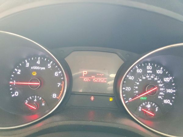 2016 KIA SEDONA L - Low level