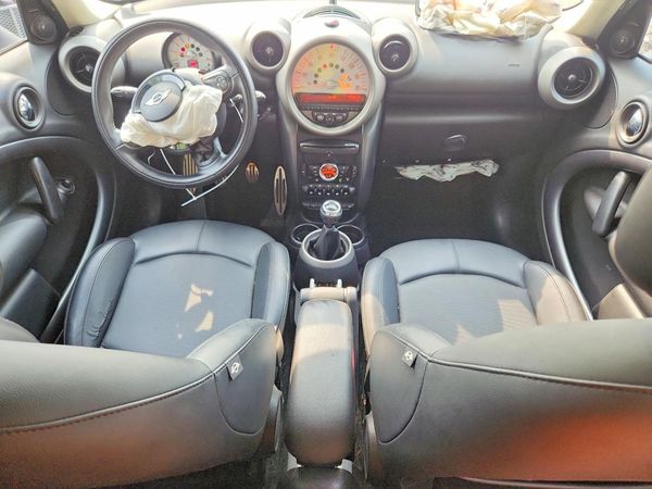 2012 MINI COOPER