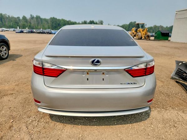 2014 LEXUS ES 300h