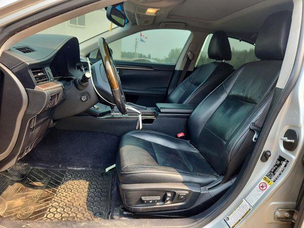 2014 LEXUS ES 300h