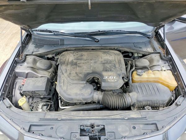 2016 CHRYSLER 300