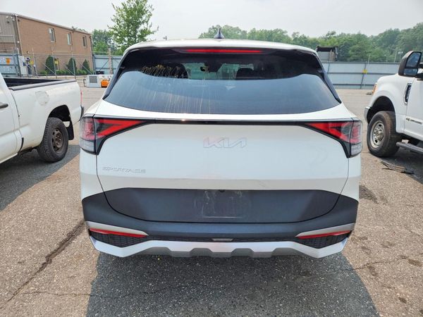 2024 KIA SPORTAGE LX