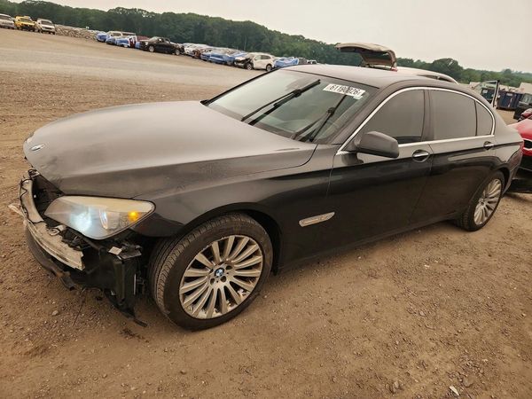 2012 BMW 750 750Lxi/Alpina B7 xDrive