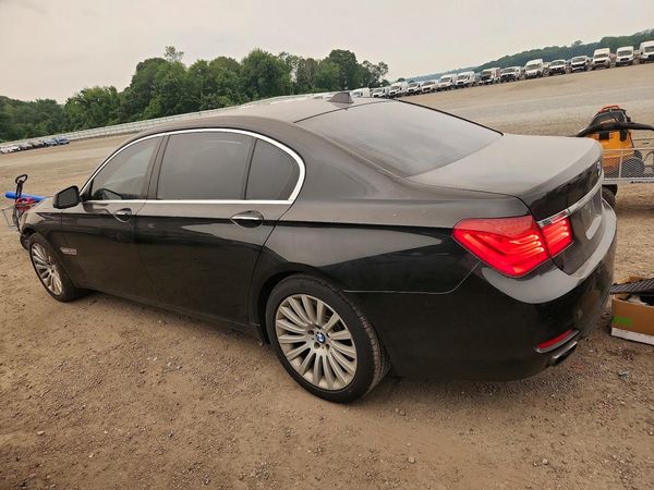 2012 BMW 750 750Lxi/Alpina B7 xDrive