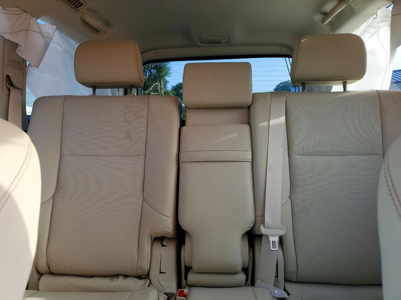 2023 LEXUS GX 460 Premium