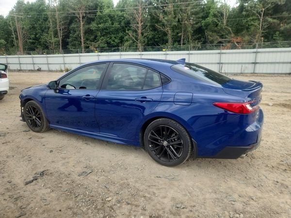 2025 TOYOTA CAMRY