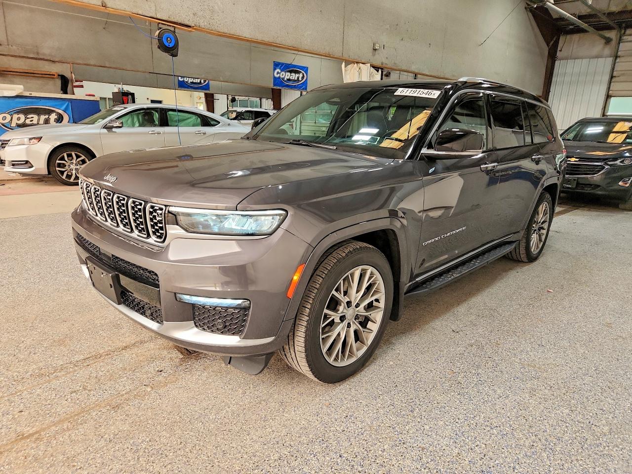 2022 JEEP GRAND CHEROKEE Summit