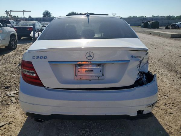 2014 MERCEDES-BENZ C C300 4 MATIC