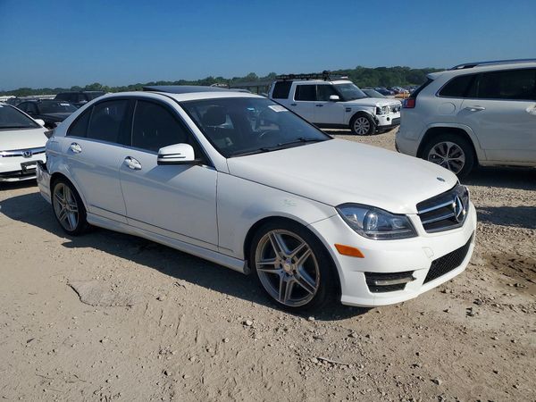 2014 MERCEDES-BENZ C C300 4 MATIC