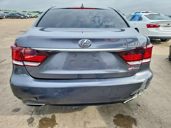2013 LEXUS LS 460