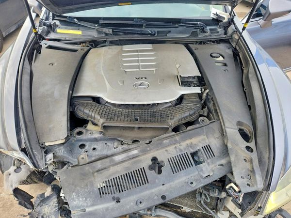 2013 LEXUS LS 460
