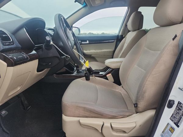2015 KIA SORENTO GL