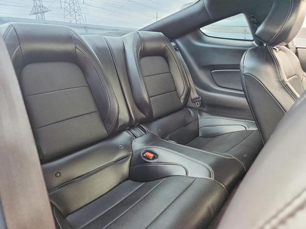 2021 FORD MUSTANG I4 Coupe