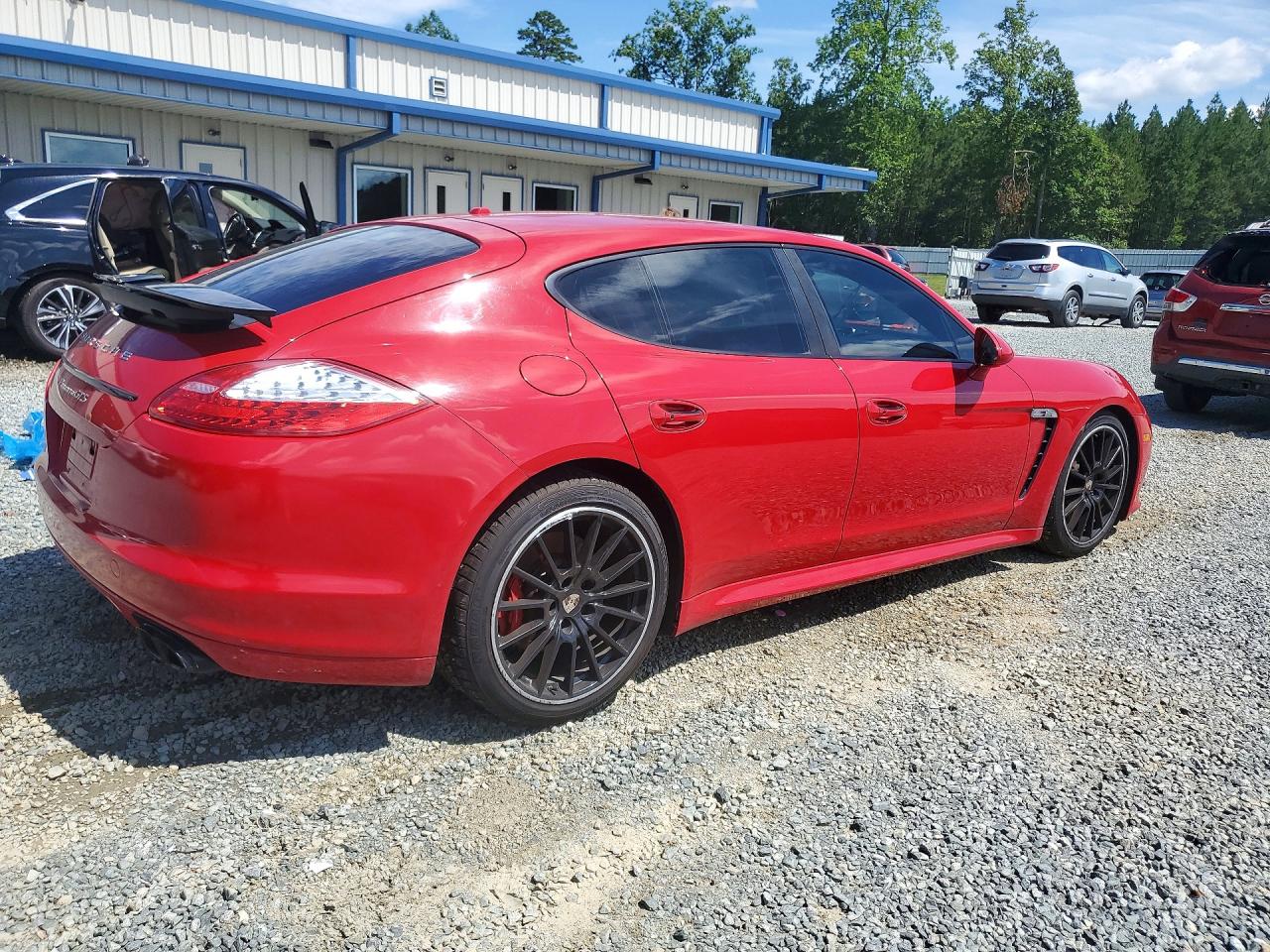 2013 PORSCHE PANAMERA