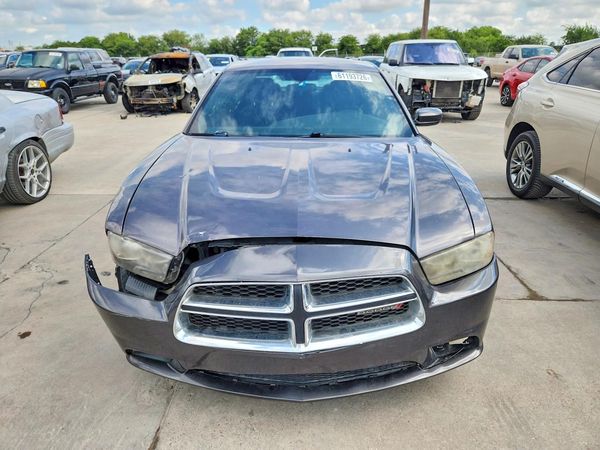 2014 DODGE CHARGER SE RWD