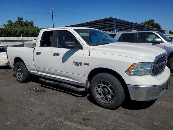 2014 RAM 1500 SLT