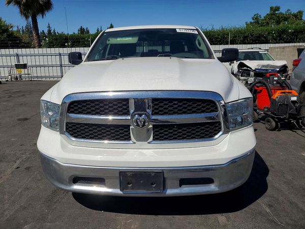 2014 RAM 1500 SLT