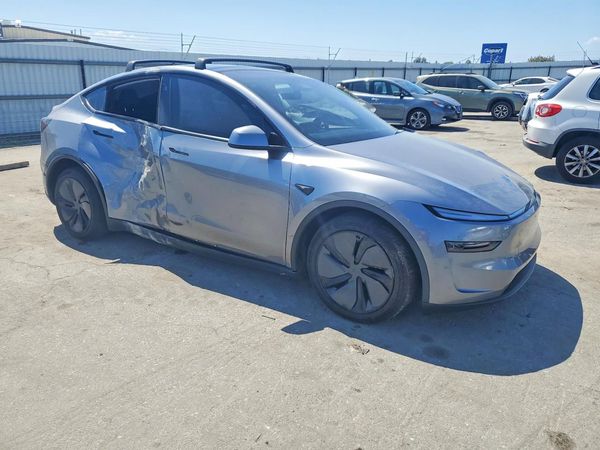 2026 TESLA MODEL  Y