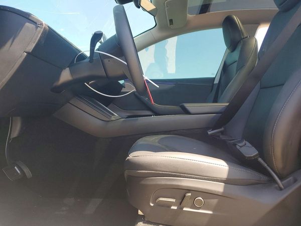 2026 TESLA MODEL  Y