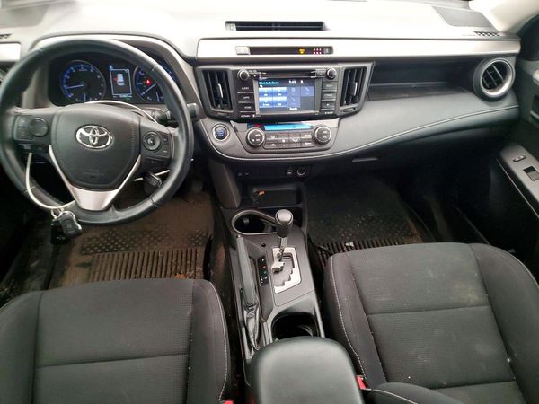 2018 TOYOTA RAV4 Adventure/XLE