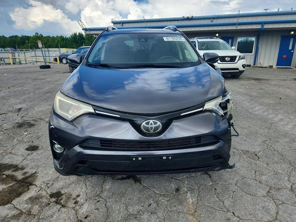 2018 TOYOTA RAV4 Adventure/XLE