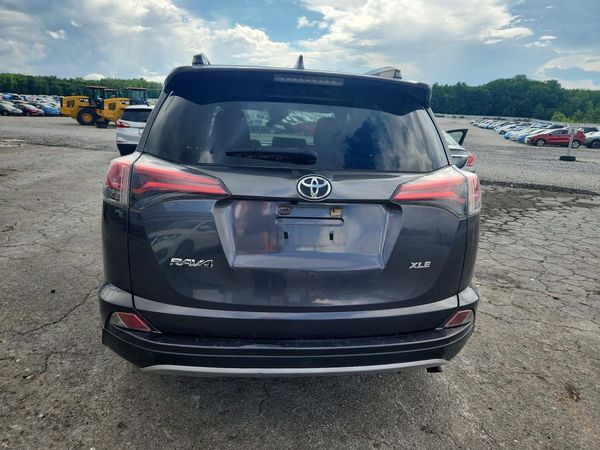2018 TOYOTA RAV4 Adventure/XLE