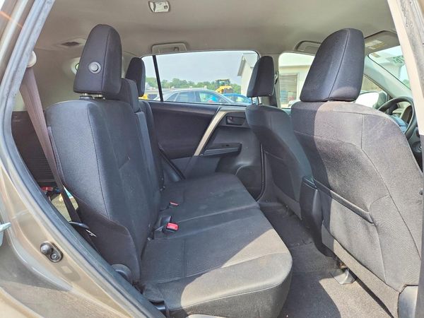 2015 TOYOTA RAV4 LE (X Grade)