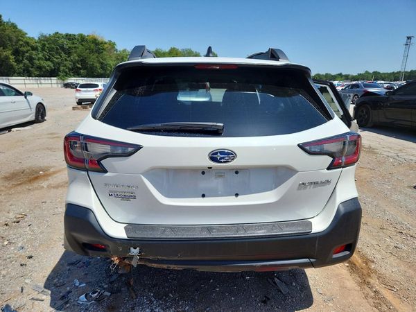 2023 SUBARU OUTBACK Premium