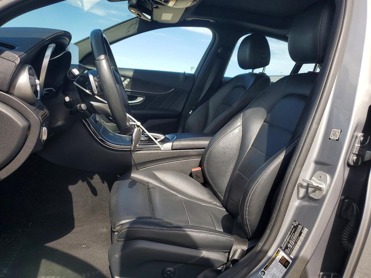 2016 MERCEDES-BENZ C C300