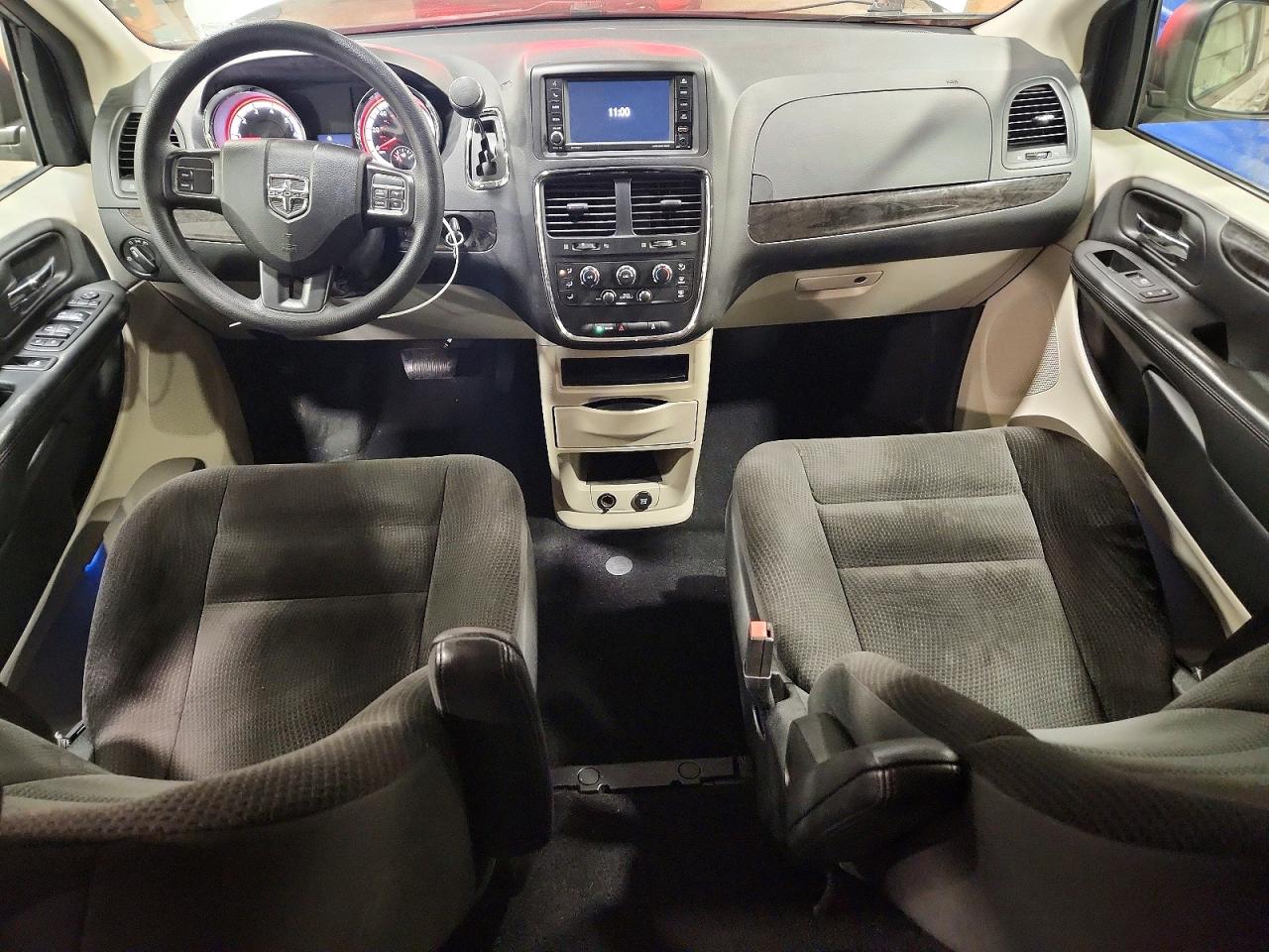 2018 DODGE GRAND CARAVAN SE
