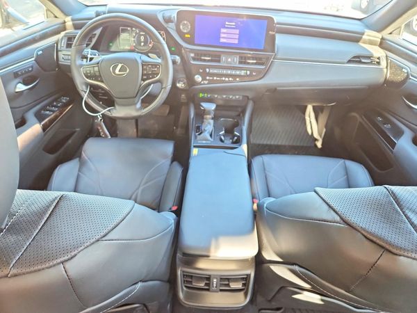 2024 LEXUS ES 350 Ultra Luxury