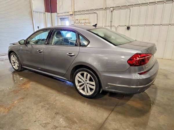 2019 VOLKSWAGEN PASSAT Wolfsburg