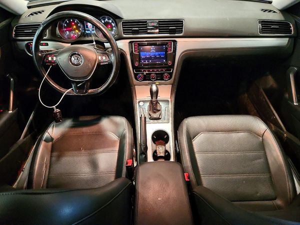 2019 VOLKSWAGEN PASSAT Wolfsburg