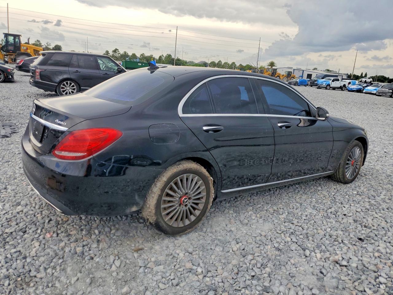 2015 MERCEDES-BENZ C 4-MATIC