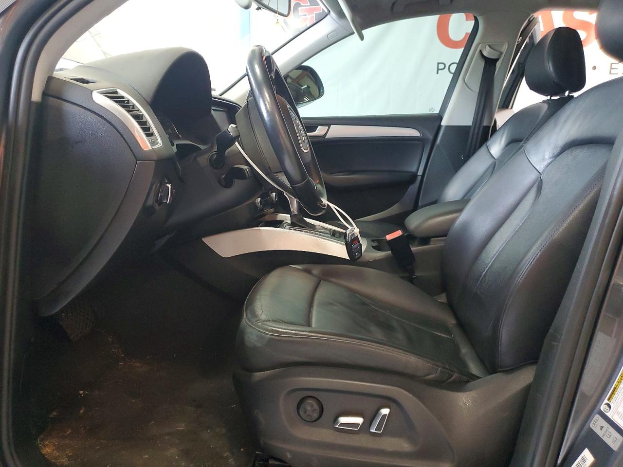 2017 AUDI Q5 quattro Premium