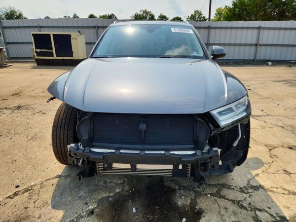 2019 AUDI Q5 quattro Premium Plus