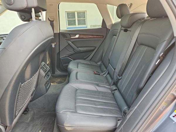 2019 AUDI Q5 quattro Premium Plus
