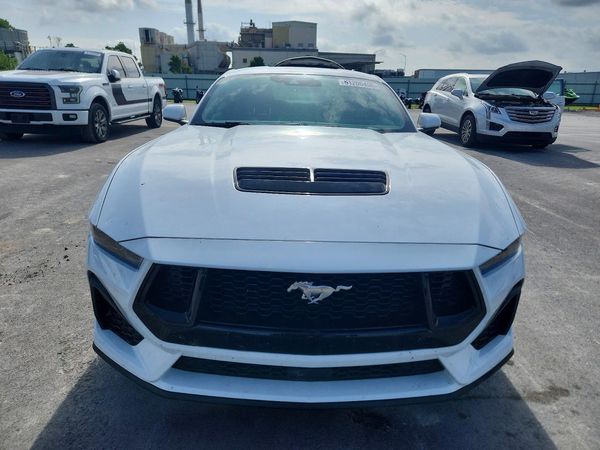 2025 FORD MUSTANG