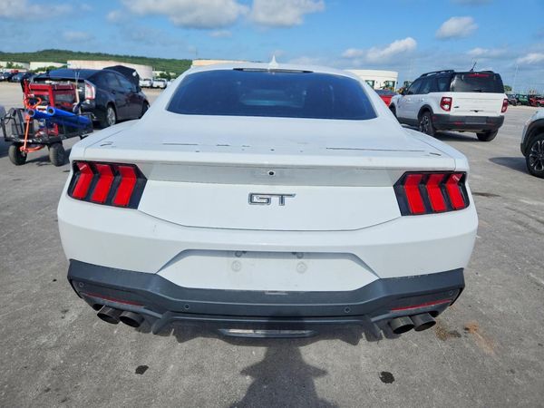 2025 FORD MUSTANG