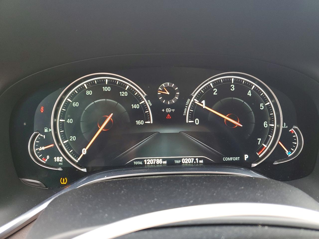 2016 BMW 740