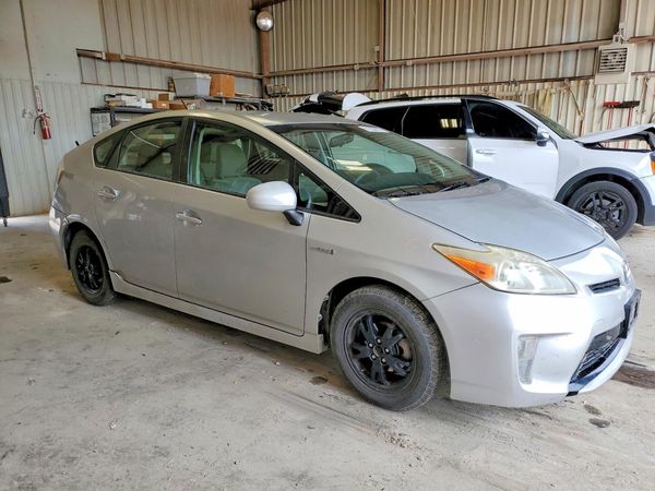 2014 TOYOTA PRIUS