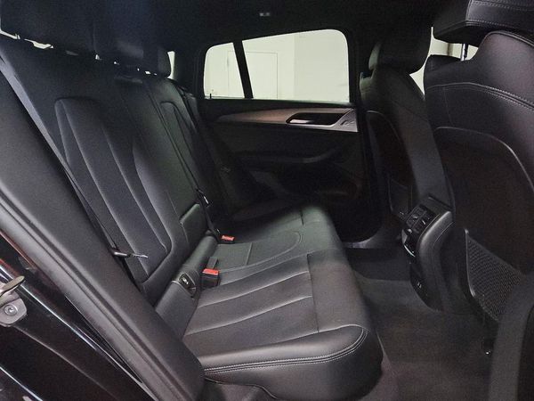 2022 BMW X4 xDrive30i