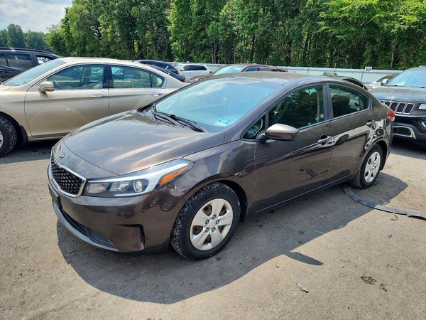 2018 KIA FORTE LX Base