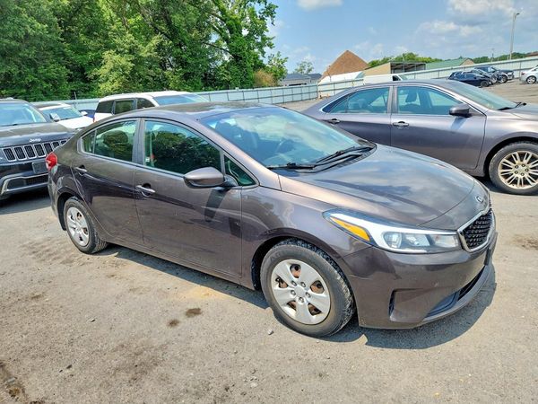 2018 KIA FORTE LX Base