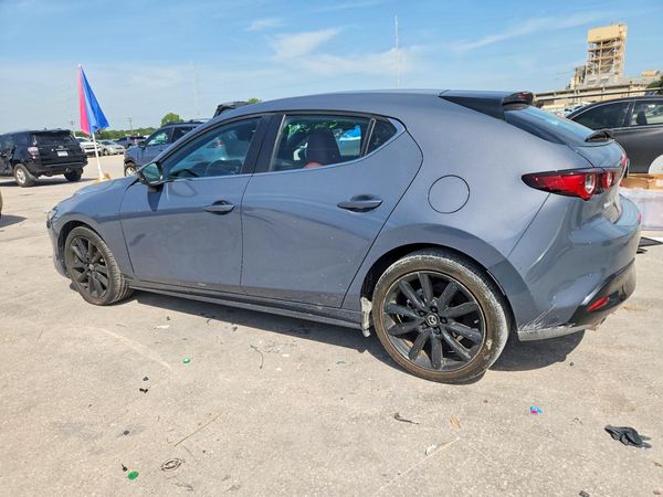 2023 MAZDA 3 Preferred Package