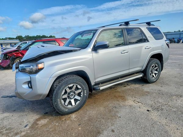 2018 TOYOTA 4RUNNER