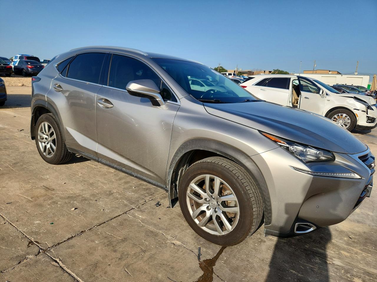 2015 LEXUS NX 200t Luxury