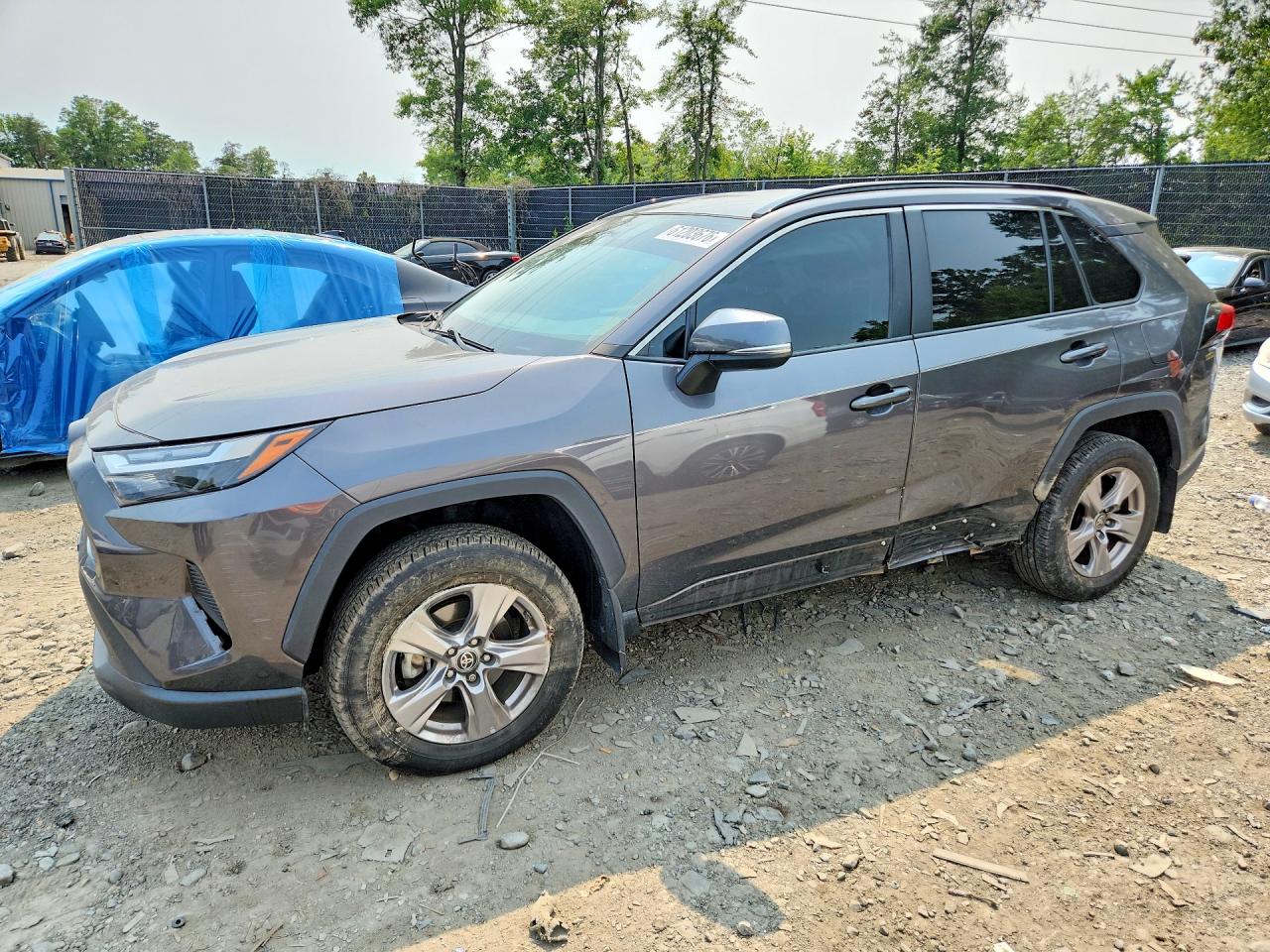 2022 TOYOTA RAV4 XLE