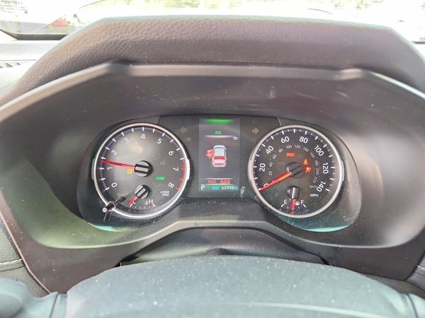 2022 TOYOTA RAV4 XLE