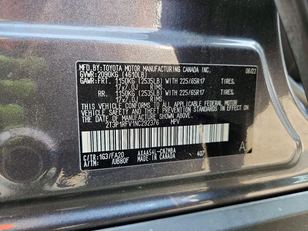 2022 TOYOTA RAV4 XLE
